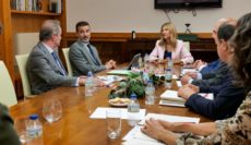 Mar Vaquero se reúne con los presidentes de las Cámaras de Comercio aragonesas